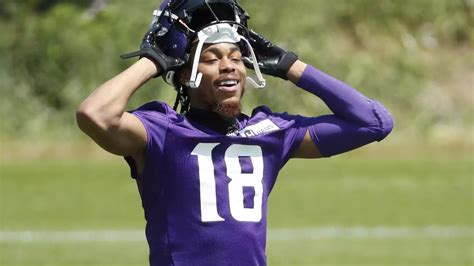 Vikings get Jefferson back for minicamp as star WR takes contract talk in stride